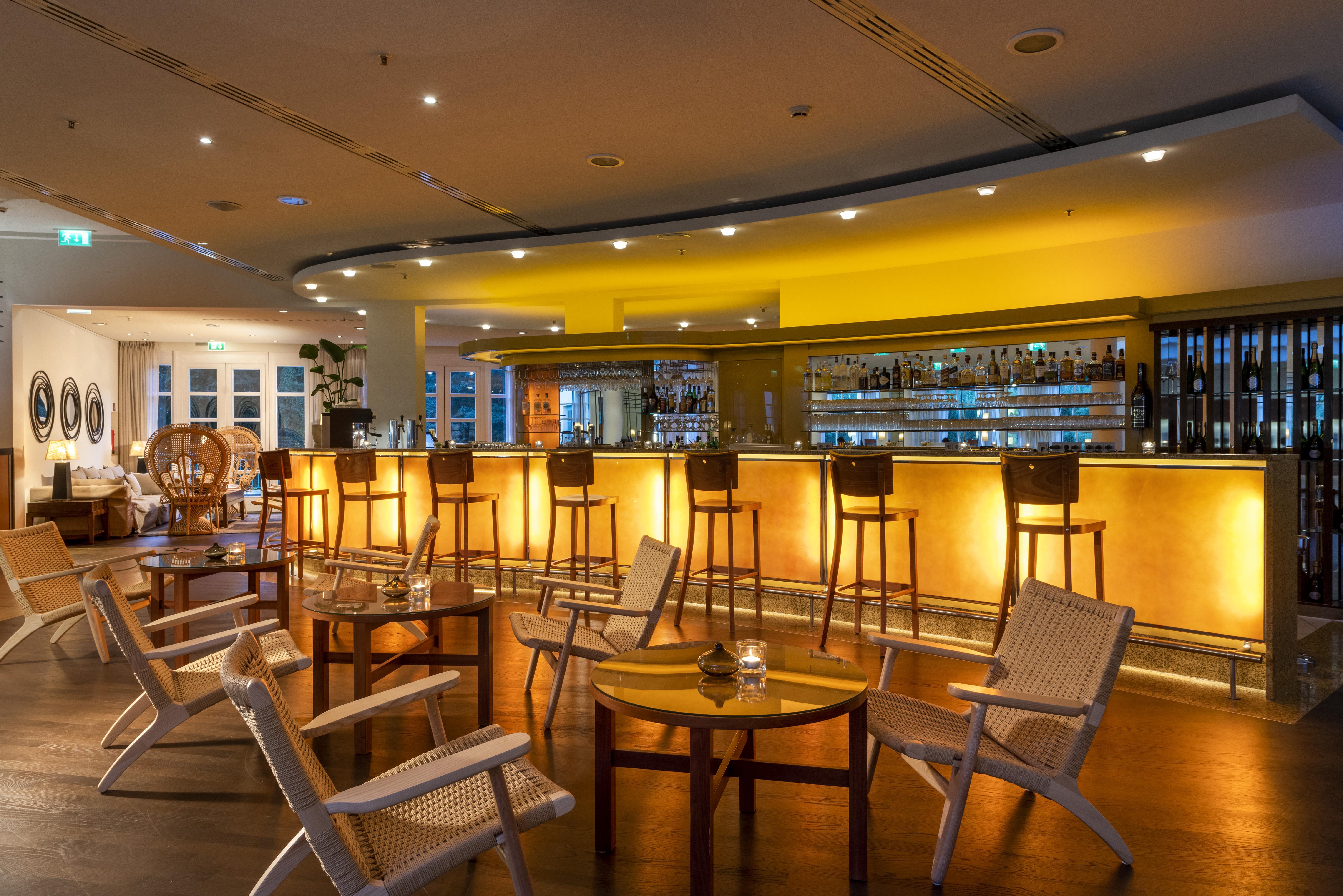 Precise Resort Bad Saarow Dış mekan fotoğraf The bar at the hotel