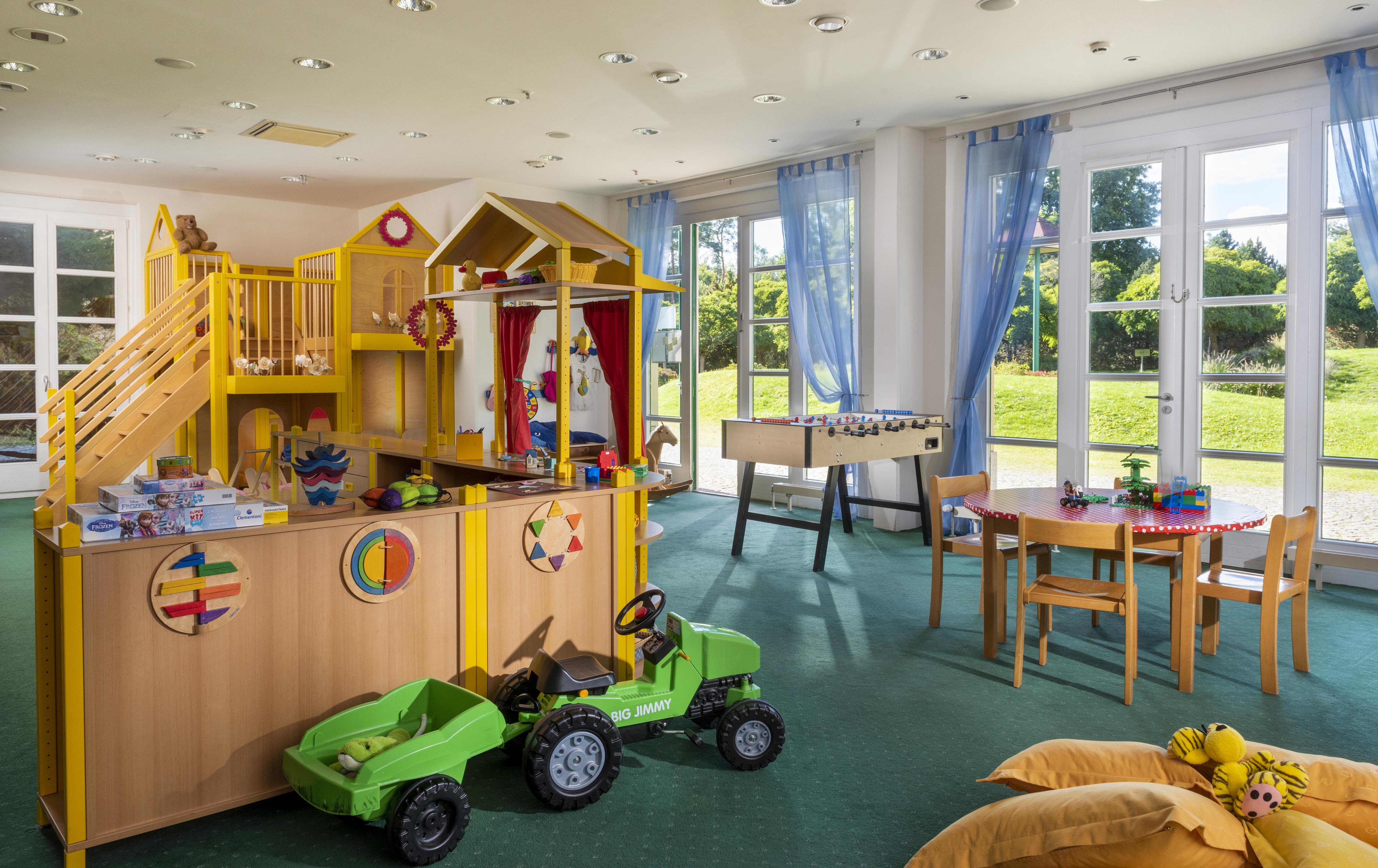 Precise Resort Bad Saarow Dış mekan fotoğraf The children's club at the Hotel